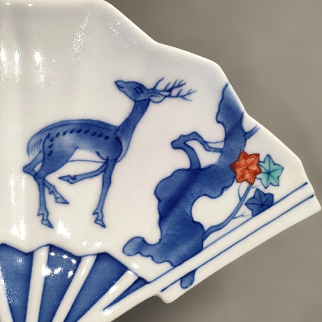 A1331-4/有田焼/宮内庁御用達 十四代辻常陸製染錦絵変扇面皿3客/懐石道具