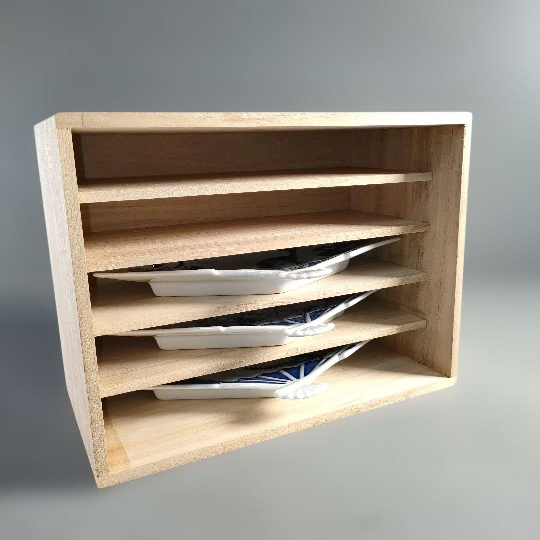 A1331-4/有田焼/宮内庁御用達 十四代辻常陸製染錦絵変扇面皿3客/懐石道具