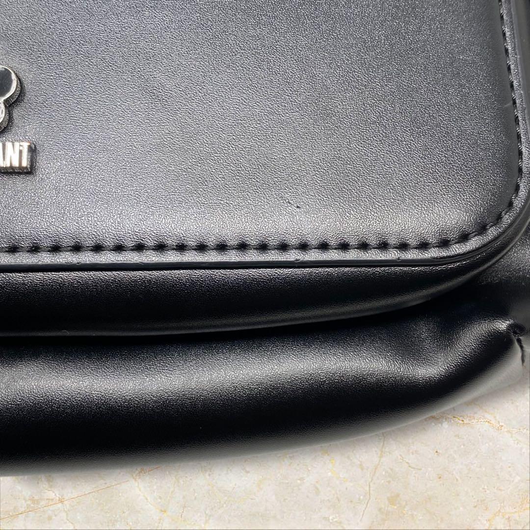 MARY QUANT エポビジューデイジーボディバッグ マリークワント ブラック