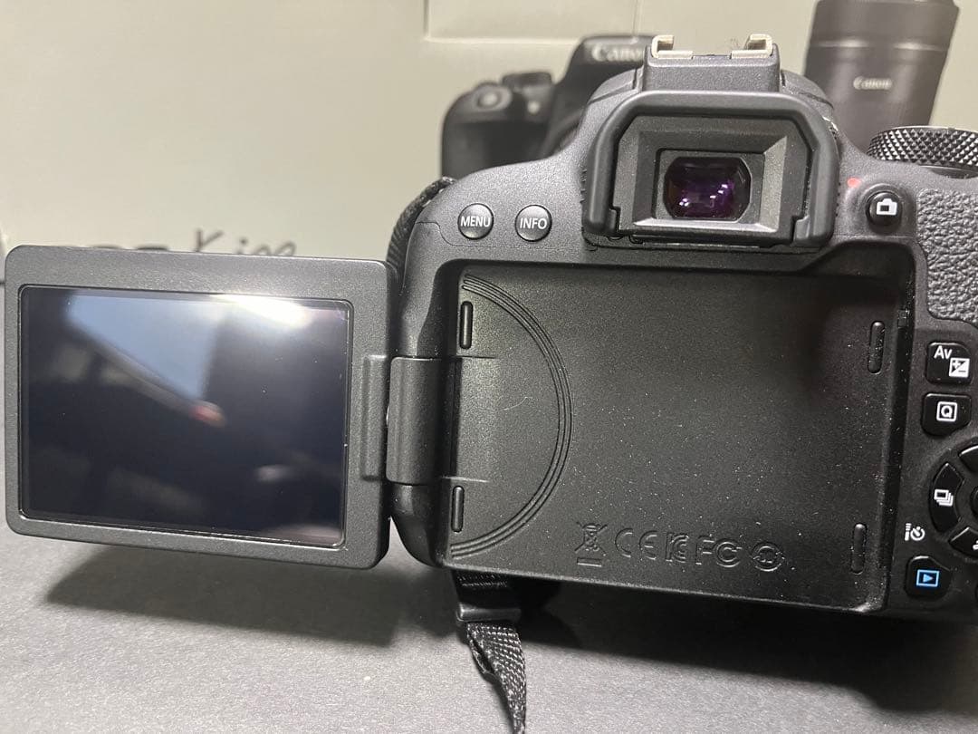 EOS Kiss X9i ダブルズームキット