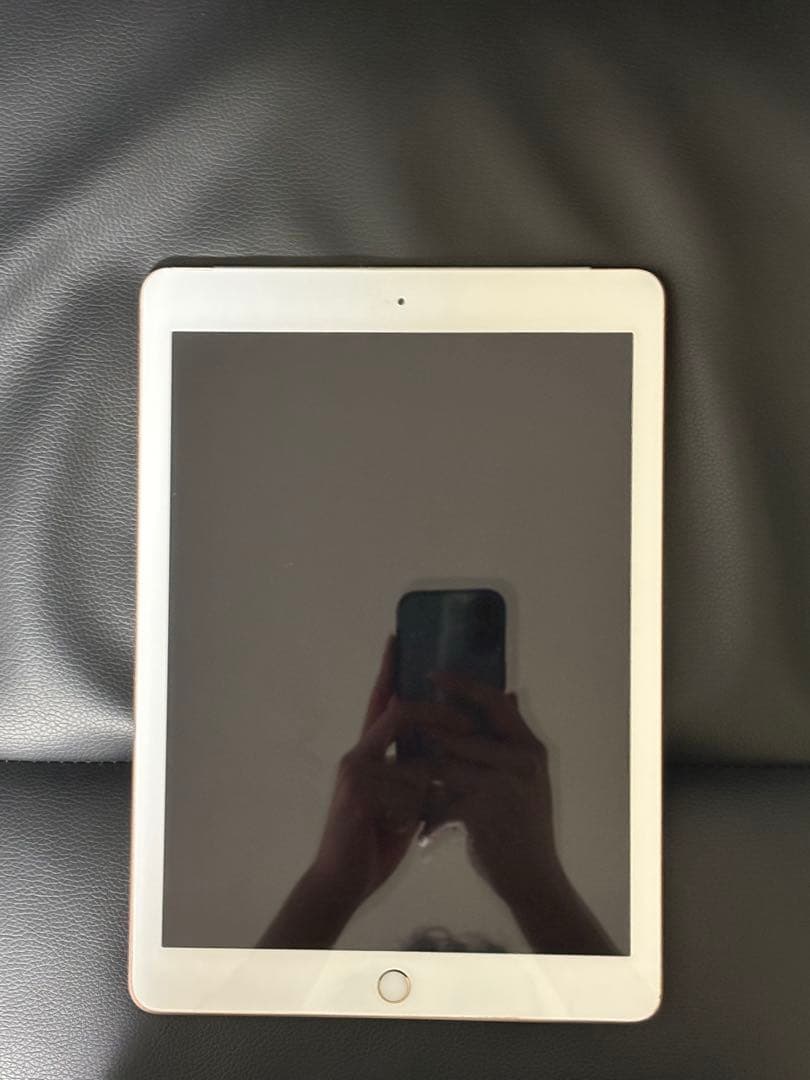 え*る様 iPad 第6世代 ゴールド 32GB 本体 美品 wifiモデル