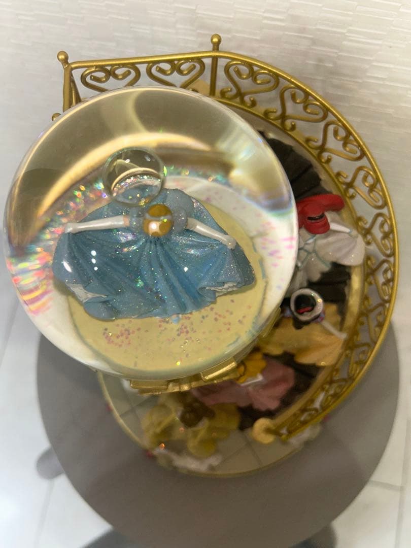 ディズニープリンセス　スノードーム　オルゴール　ミュージカルスノーグローブ