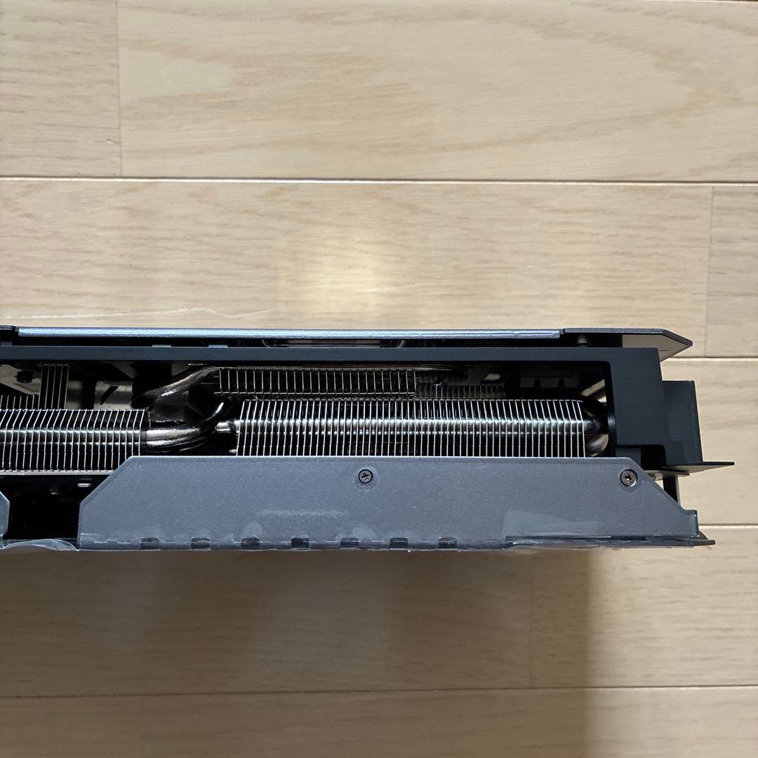 ASUS TUF GAMING RTX 4090 ヒートシンク　ファン　LED