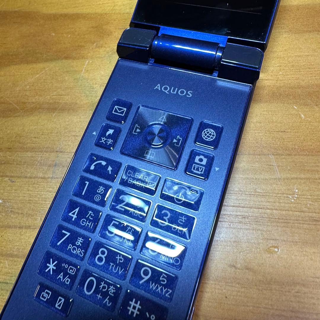 AQUOS ケータイ 501SH ガラケー 3081