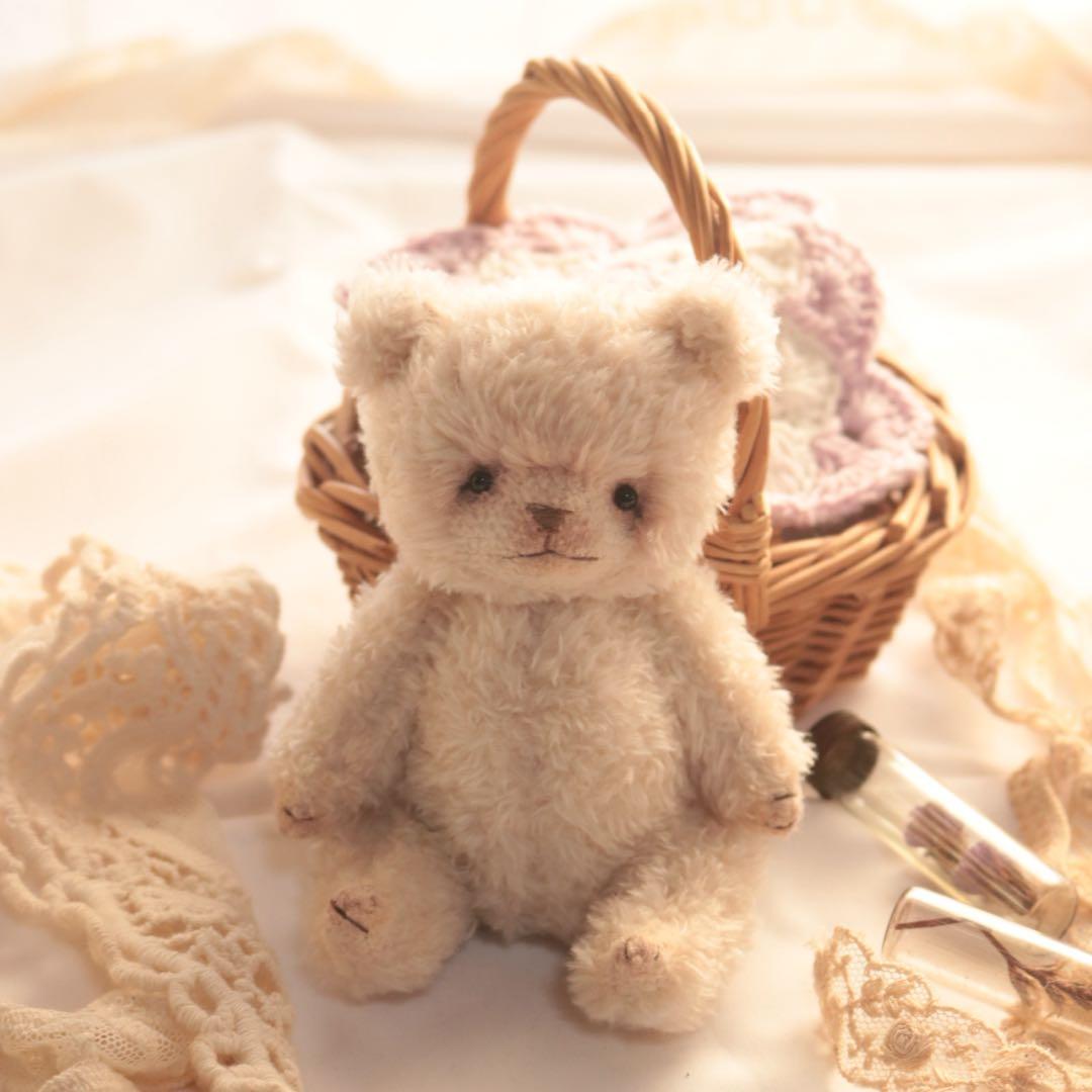 テディベア　ミニベア　14cm ハンドメイド　作家　アーティストベア　ミルクラテ