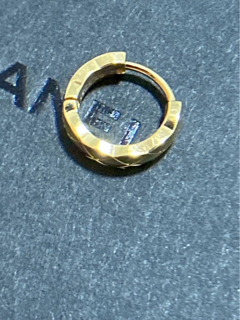 最終CHANELココクラッシュシングルフープピアス18金イエローゴールドシャネル