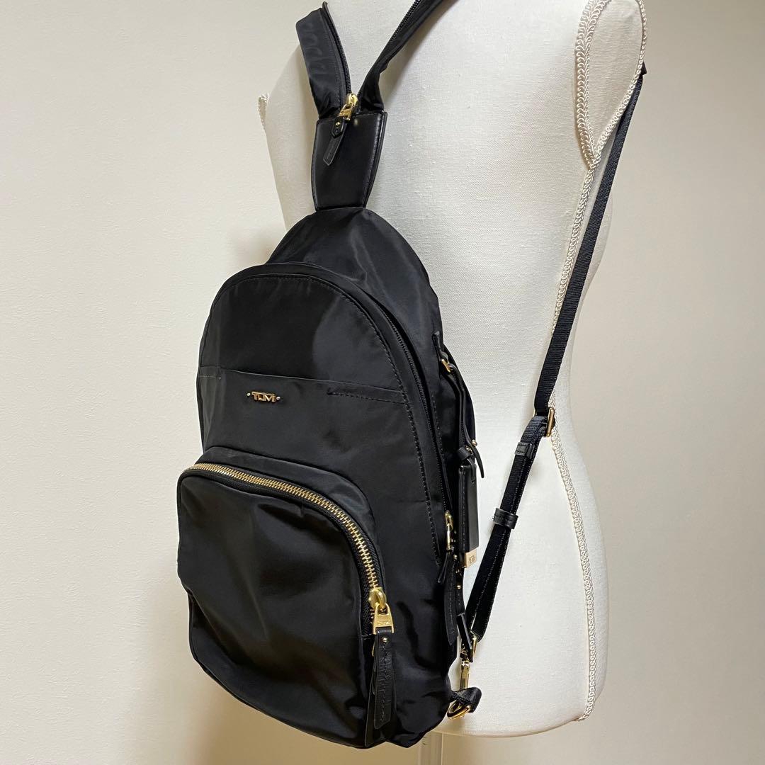 美品✨トゥミ ナイロンクロスボディバッグ ミニリュック レディース TUMI