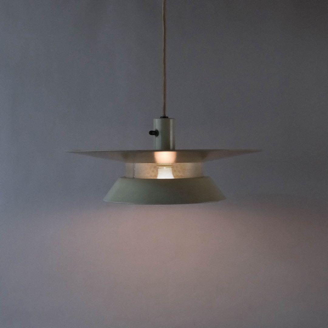 ペンダントライト　ポストモダン　ミッドセンチュリー　スペースエイジ　ナショナル