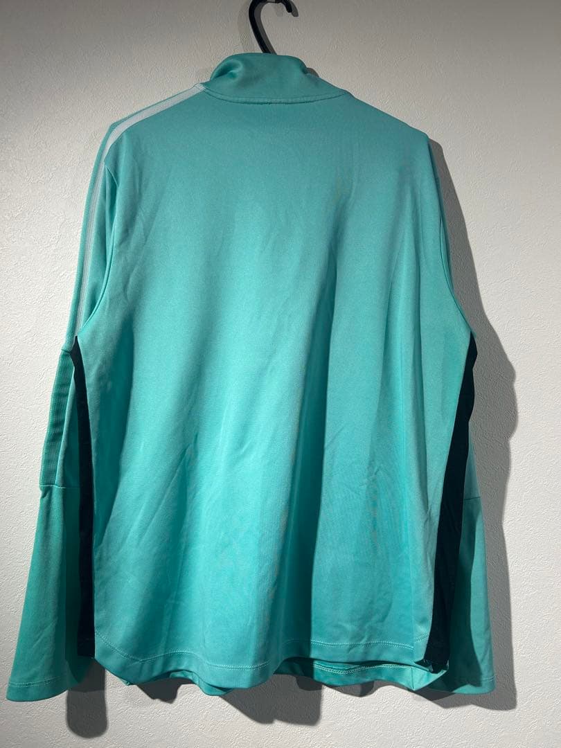 アディダス　アーセナルFC 2021-2022シーズントレーニングウェア上下