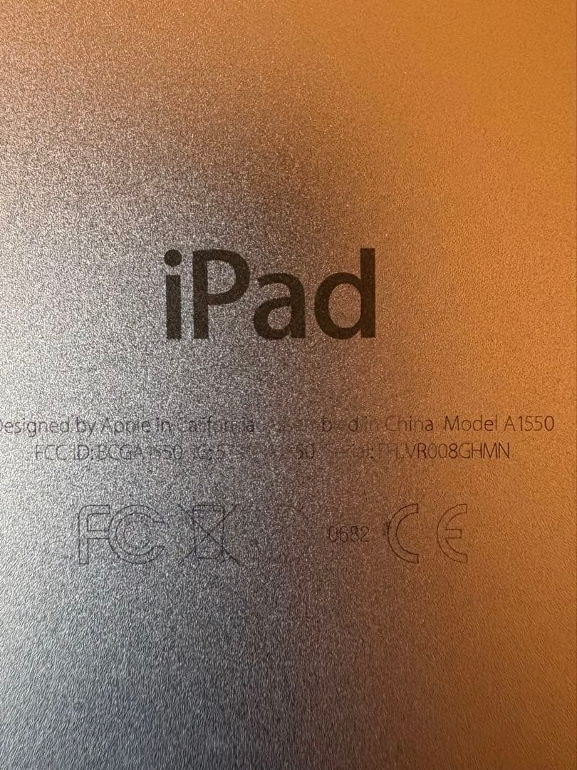 iPad本体 iPad mini 4 A1550 Wi-Fi + Cellular 128GB