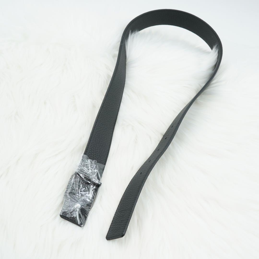 未使用品　箱・カード付き　Christian Dior ベルト　CDロゴグラム