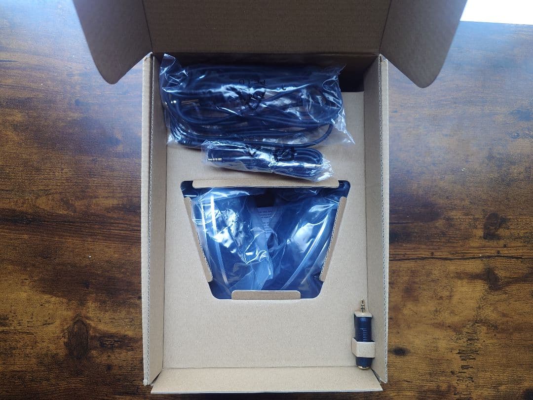 11/23開封 動作確認のみ　SENNHEISER HD599SE