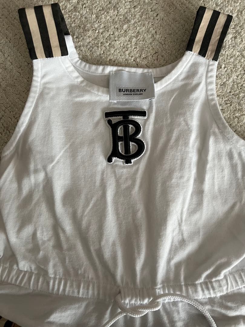 バーバリー　ロンパース　ベビー　90