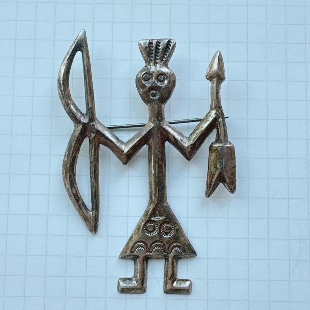 【J133】ヴィンテージ　ナバホ族　シルバー 　ピン ブローチ