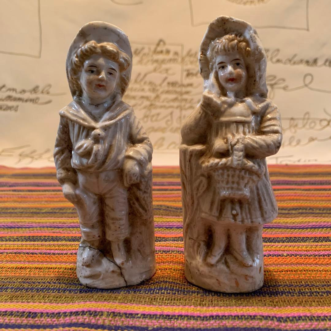 フランス製　アンティーク　ビクトリア調ペアの人形でディテールが細かく魅力的！