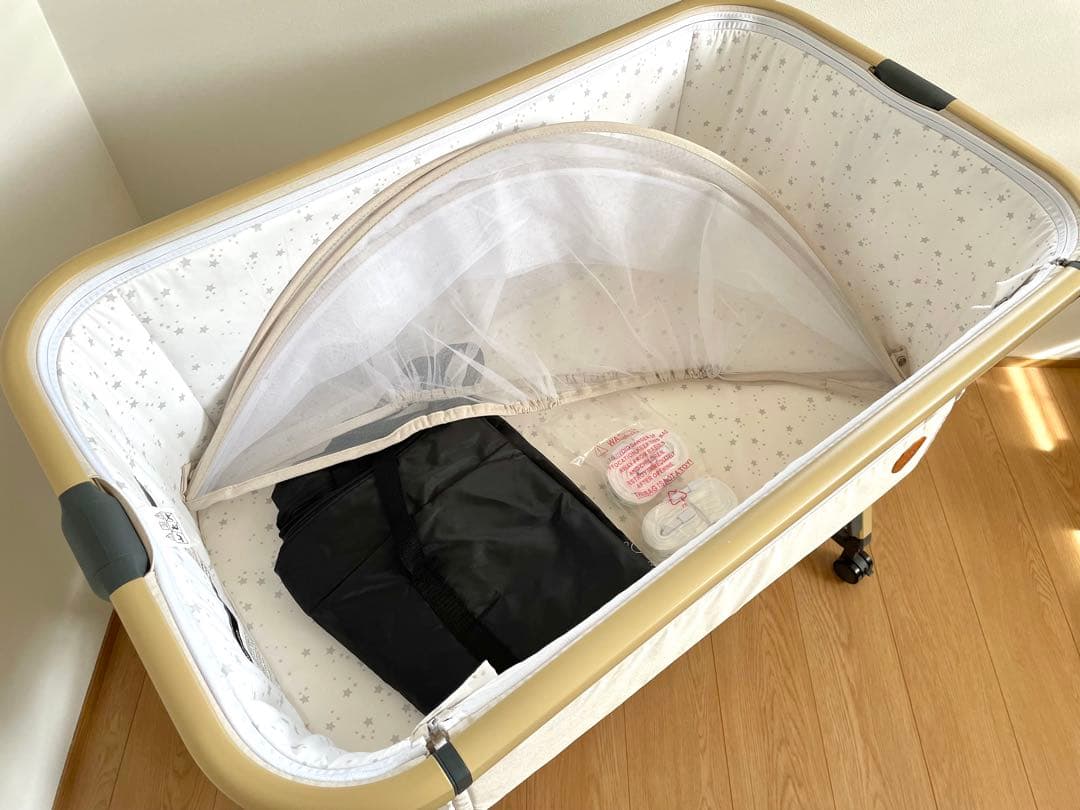 【美品】hzdmjベビーベッド　カーキ