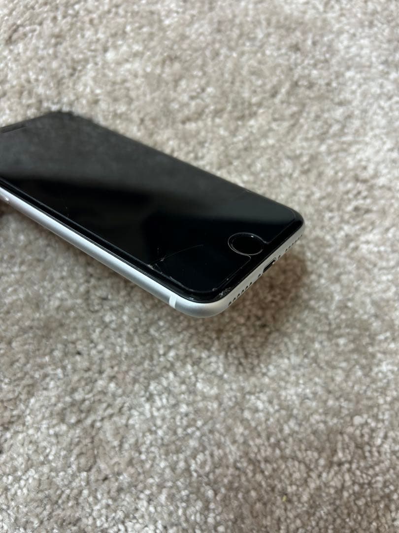 iPhone SE(第2世代) SIMフリー 64GB ※ホームボタン故障