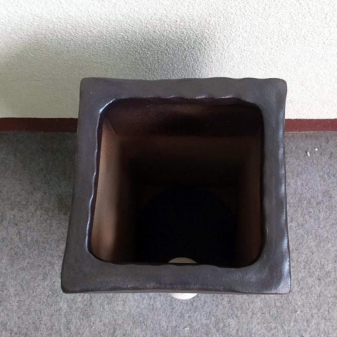 陶器傘立て　丸窓ねこ傘立　信楽焼　スクエア型　ネコ傘立　2-2935　丸伊製陶