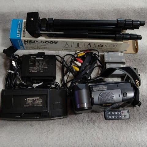 シャープVL-HL50液晶8ミリビデオカメラ