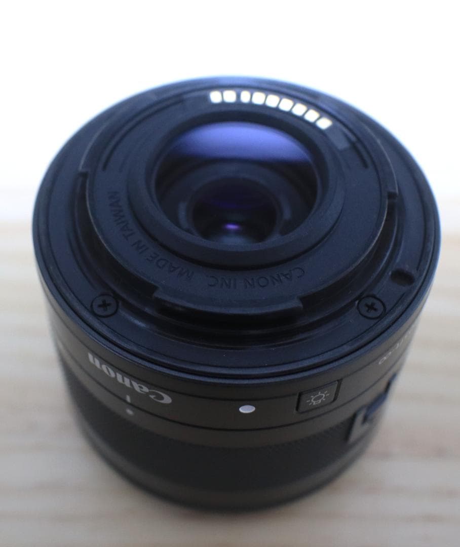 【中古】Canon EF-M 28mm F3.5 マクロ IS STM