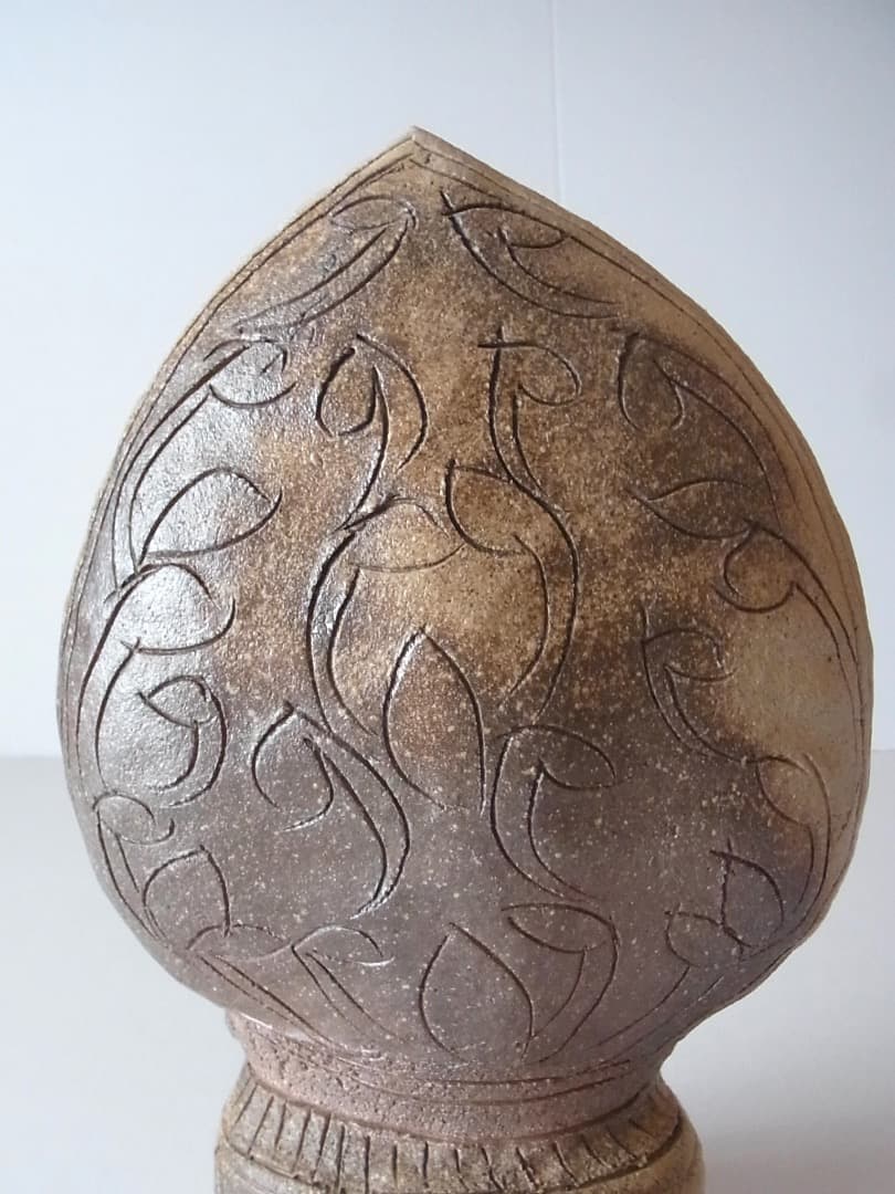 小嶋亜創『灰釉陶仏（大）』初期伊万里 李朝 古唐津 黒高麗 オンギ くらわんか