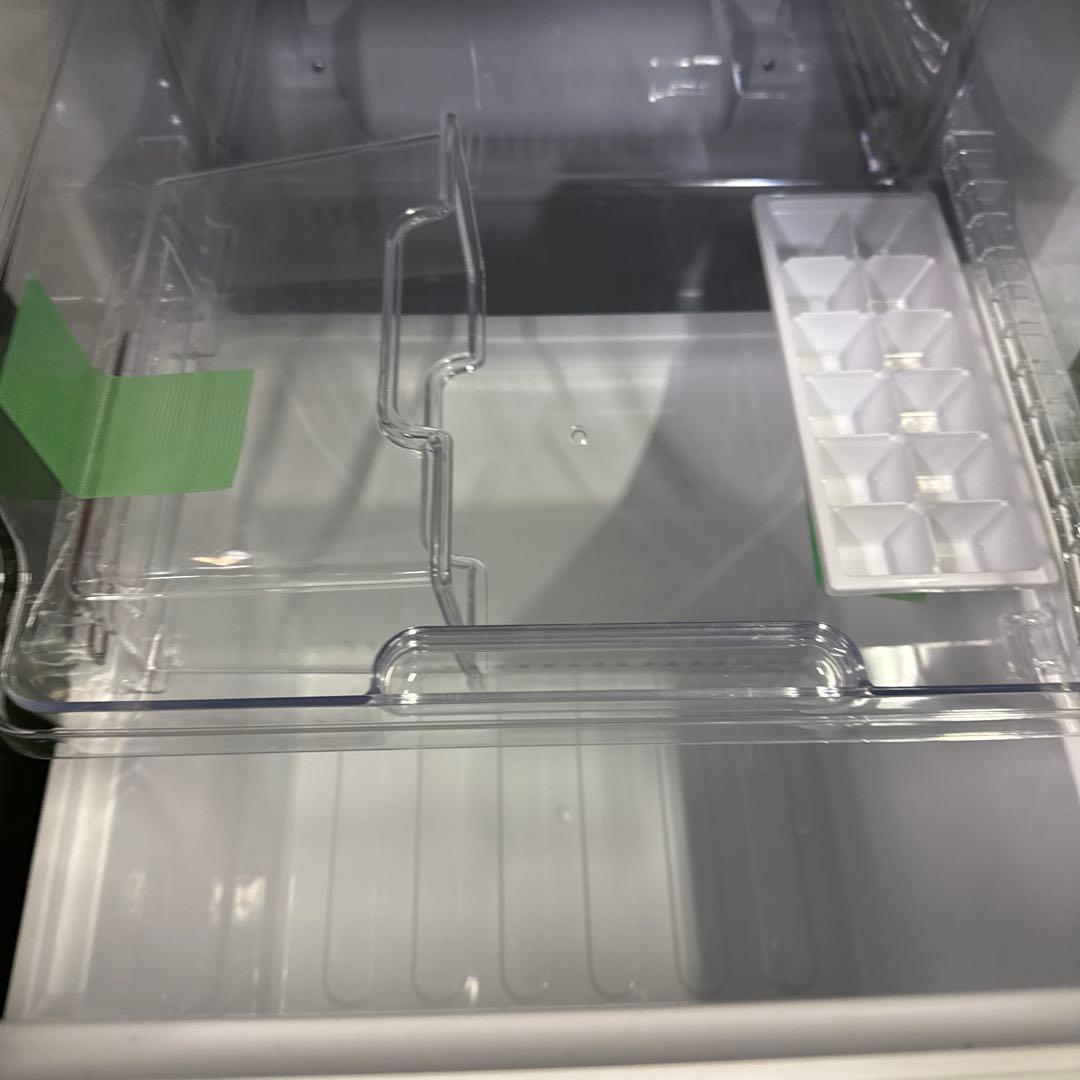 SHARP シャープ 冷蔵庫 SJ-15E9-W 152L 2022年