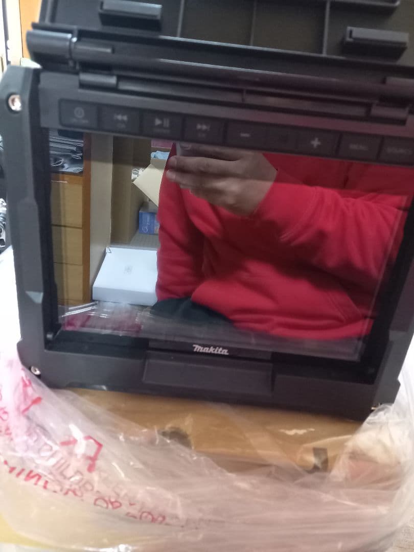 Makita　マキタ　 ポータブルテレビ TV100