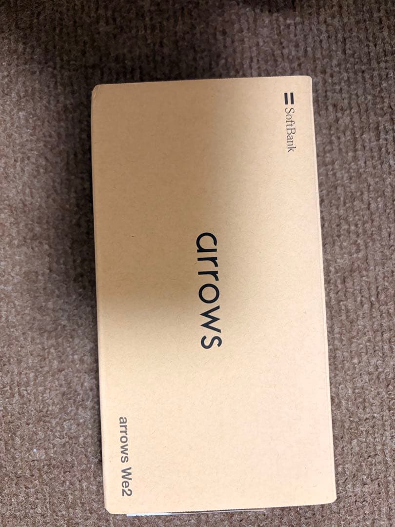 arrows スマートフォン 本体 ピンク