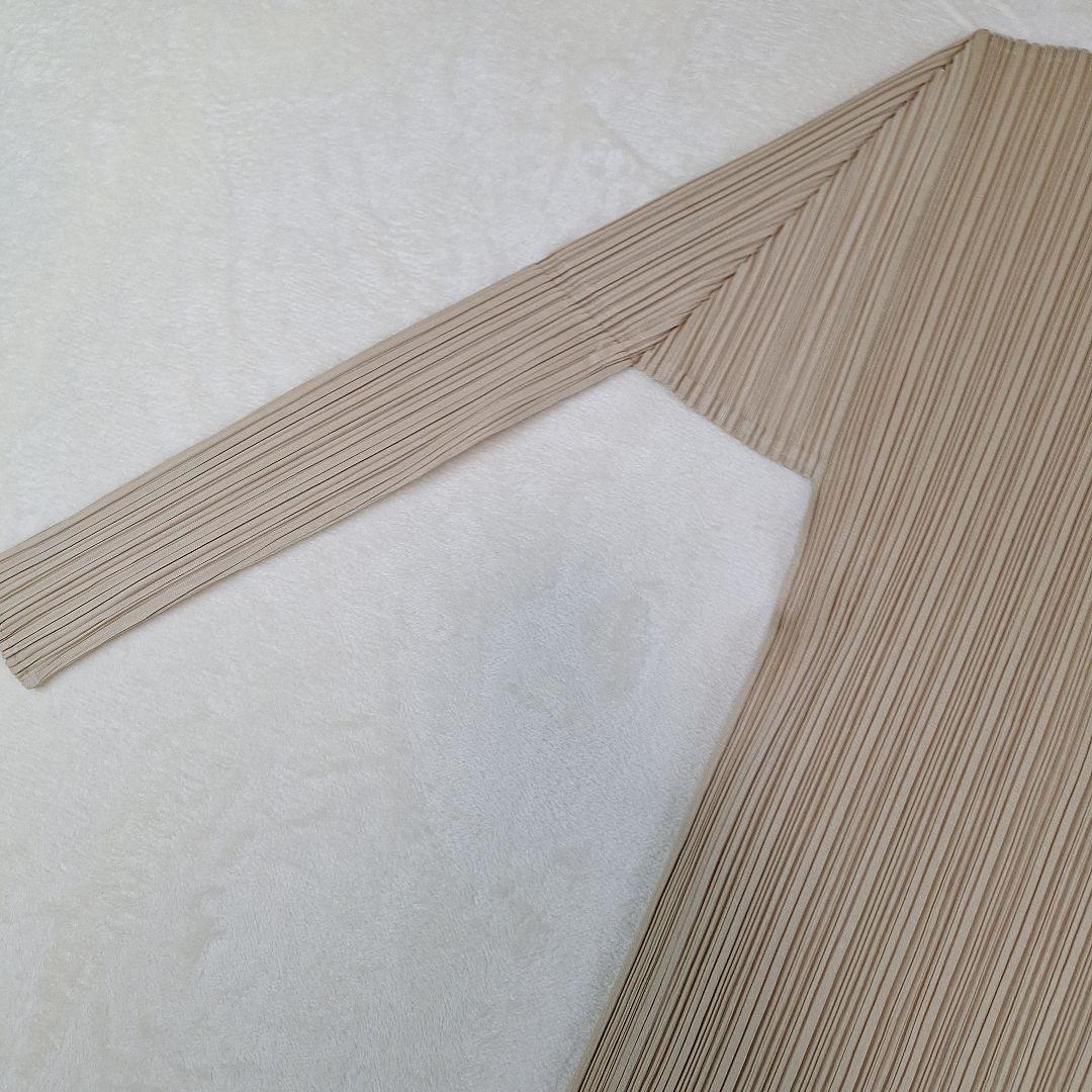 プリーツプリーズ　ハイネックカットソー　ブラウス　長袖　ベージュ　サイズ3