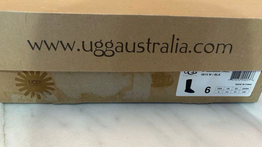 新品未使用⭐︎UGGブラック クラシックトールムートンブーツ サイズ6