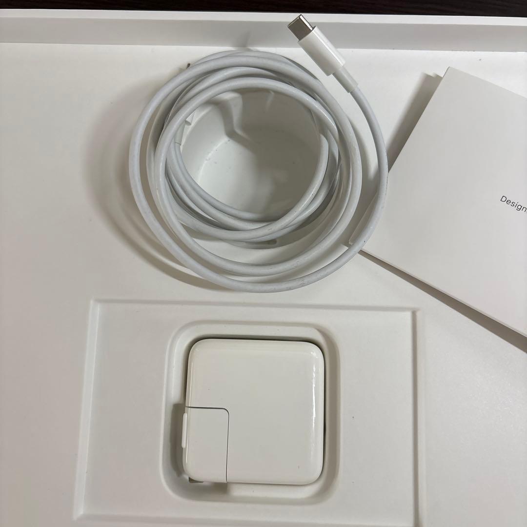 MacBook本体 MacBook Air M1 (2020) 8GB