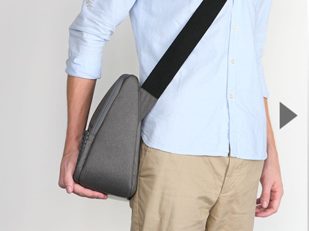 【極美品】SUPERCONSUMER ひらくPCバッグ ネイビー