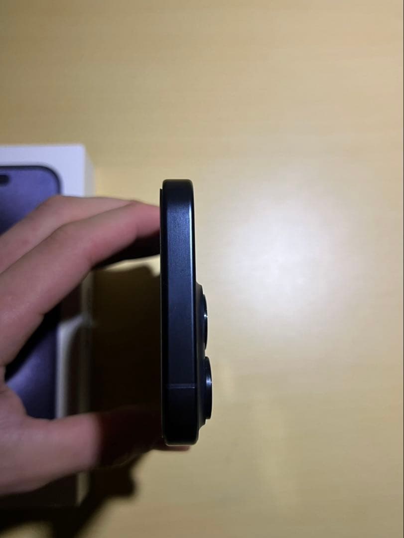 【美品】iPhone 15 Pro スペースブラック 128GB 箱、充電器付き