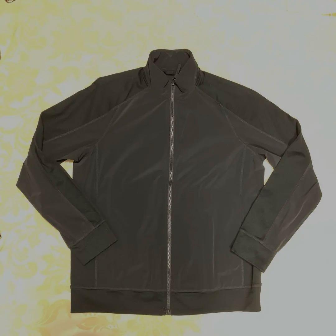 t.s.hです❗️Theory綿とナイロンのコンビジャケット・Ｌ