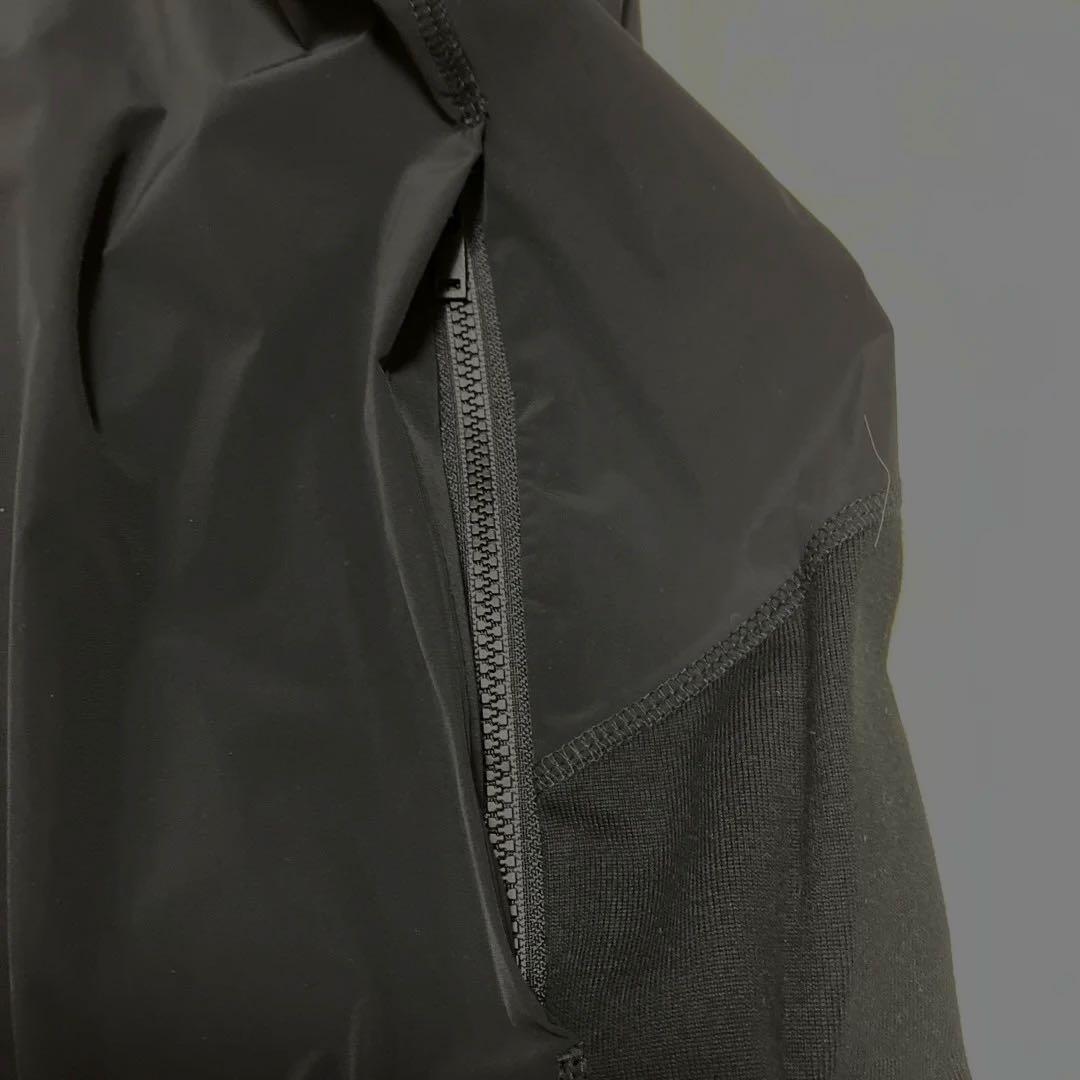 t.s.hです❗️Theory綿とナイロンのコンビジャケット・Ｌ