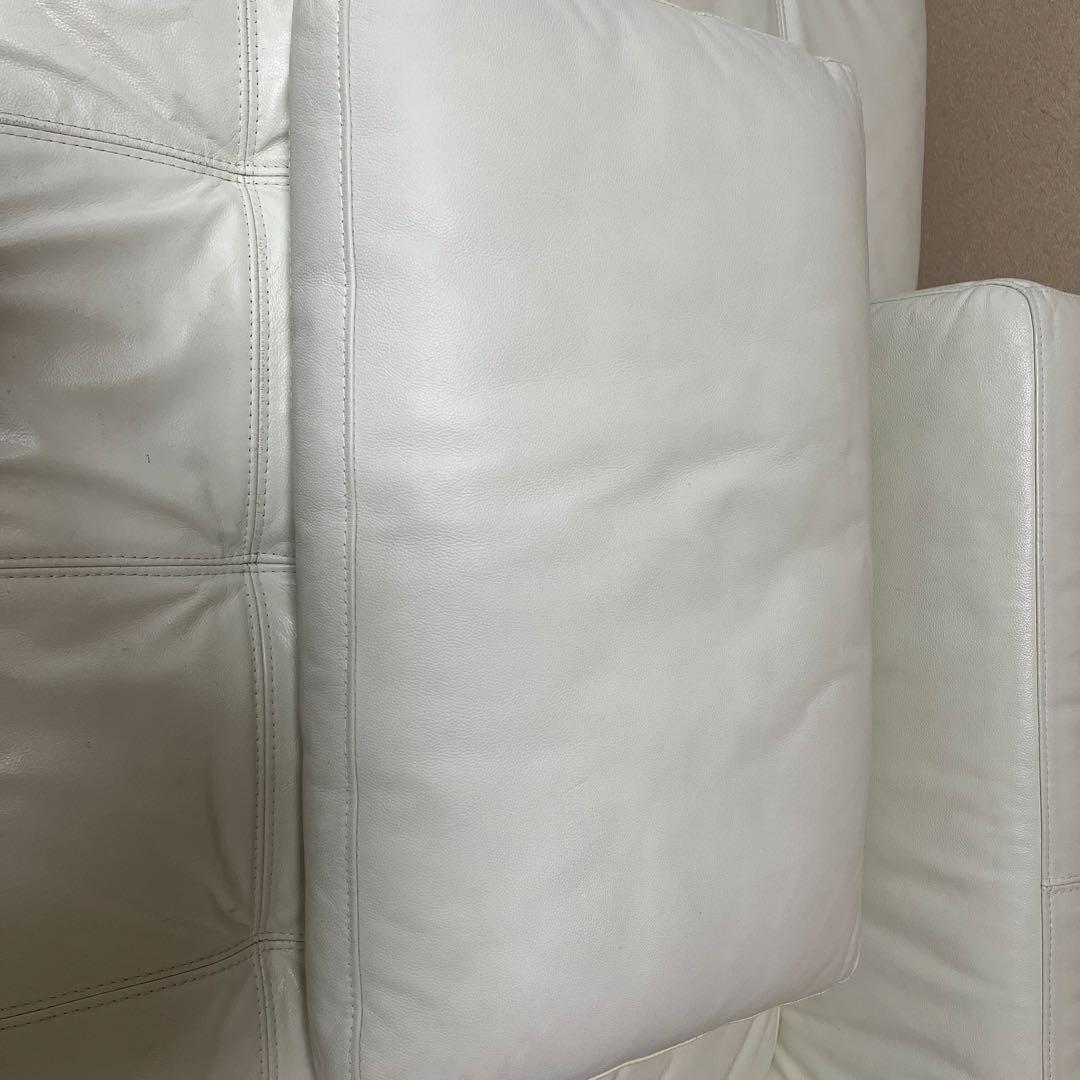 ニトリカウチソファ本革(一部合革)ホワイト　カウチ側　商品価格¥20000