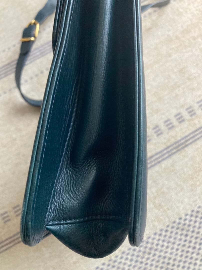 ま*ん様 希少★バーバリー BURBERRY レザー ショルダーバッグ★90s