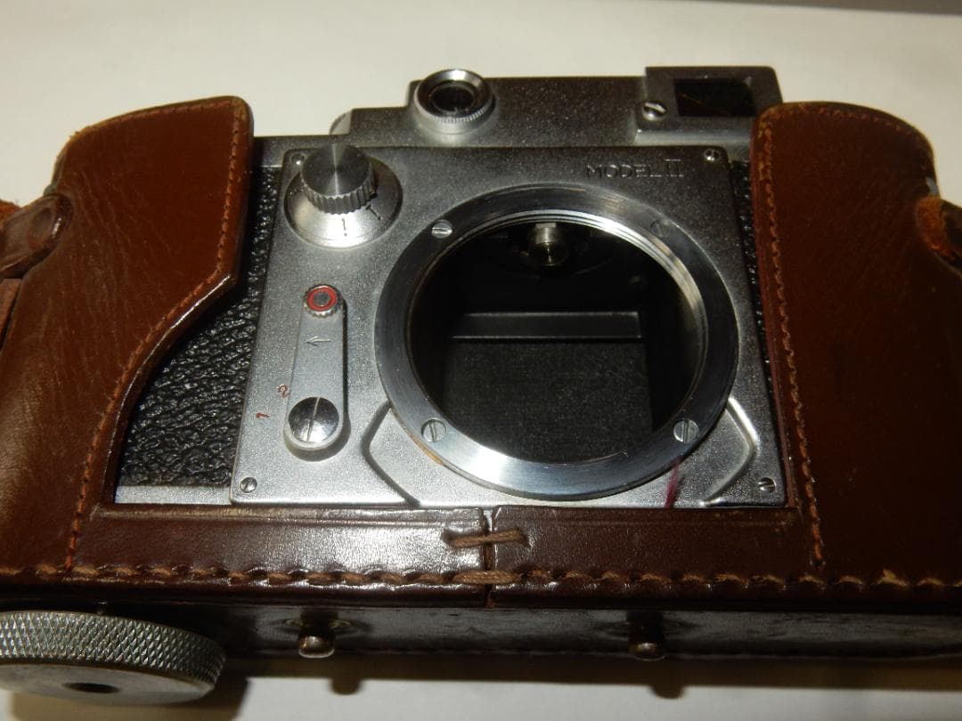 値下げ中　昭和レトロなフィルムカメラ　Minolta-35 Model II