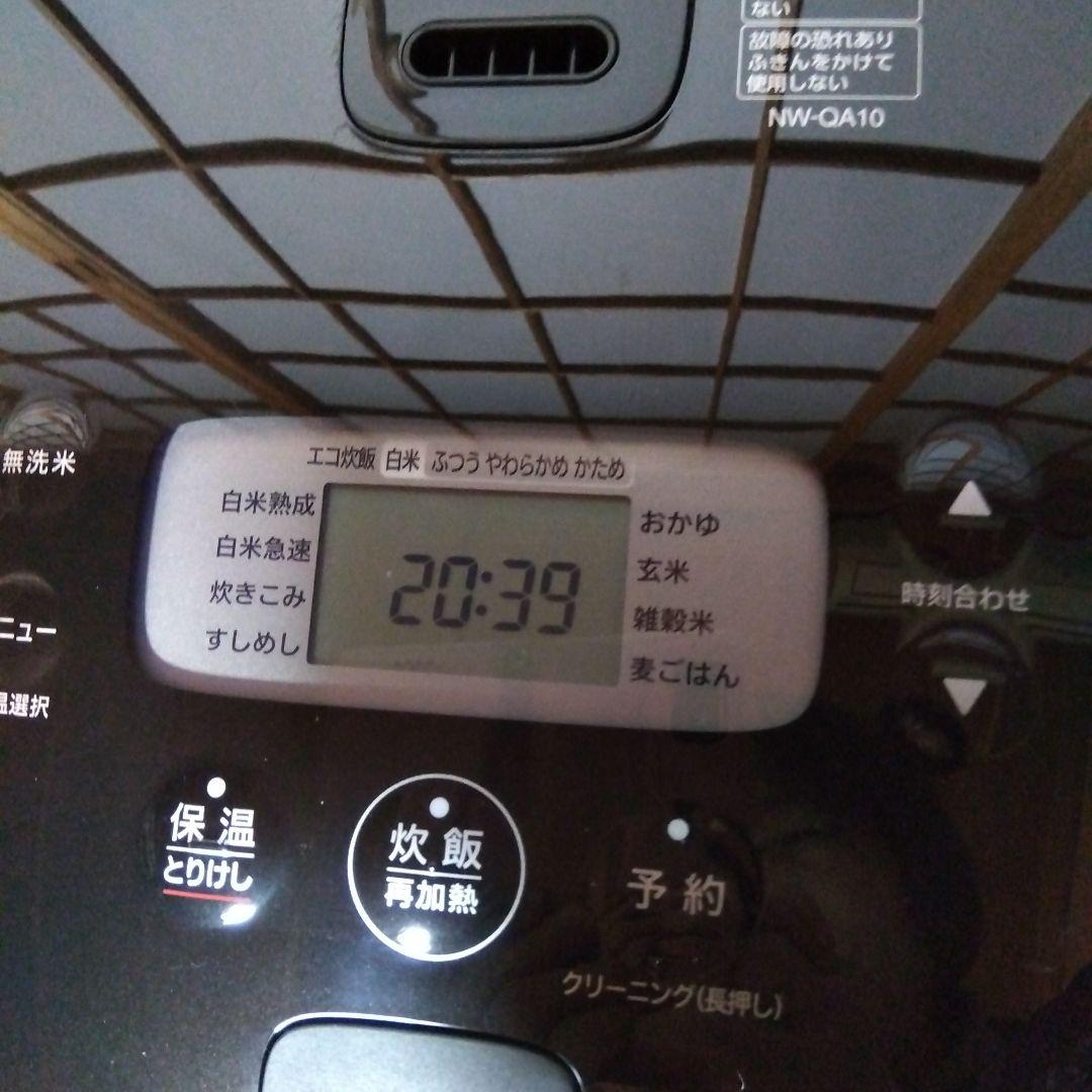 象印炊飯器　豪熱大火力　NW-QA10-BA