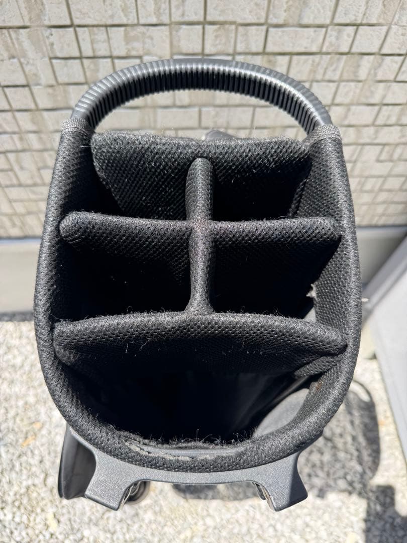 J.LINDEBERG キャディバッグ 黒　スタンド