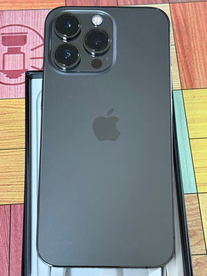 Apple iPhone 13 Pro 256GB SIMロックなし 美品！