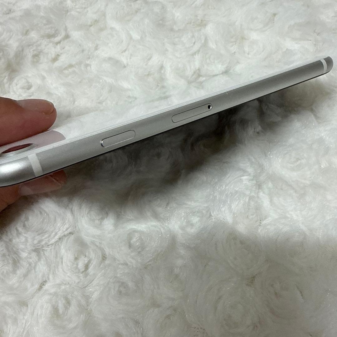 iPhone SE 第2世代　128GB ホワイト