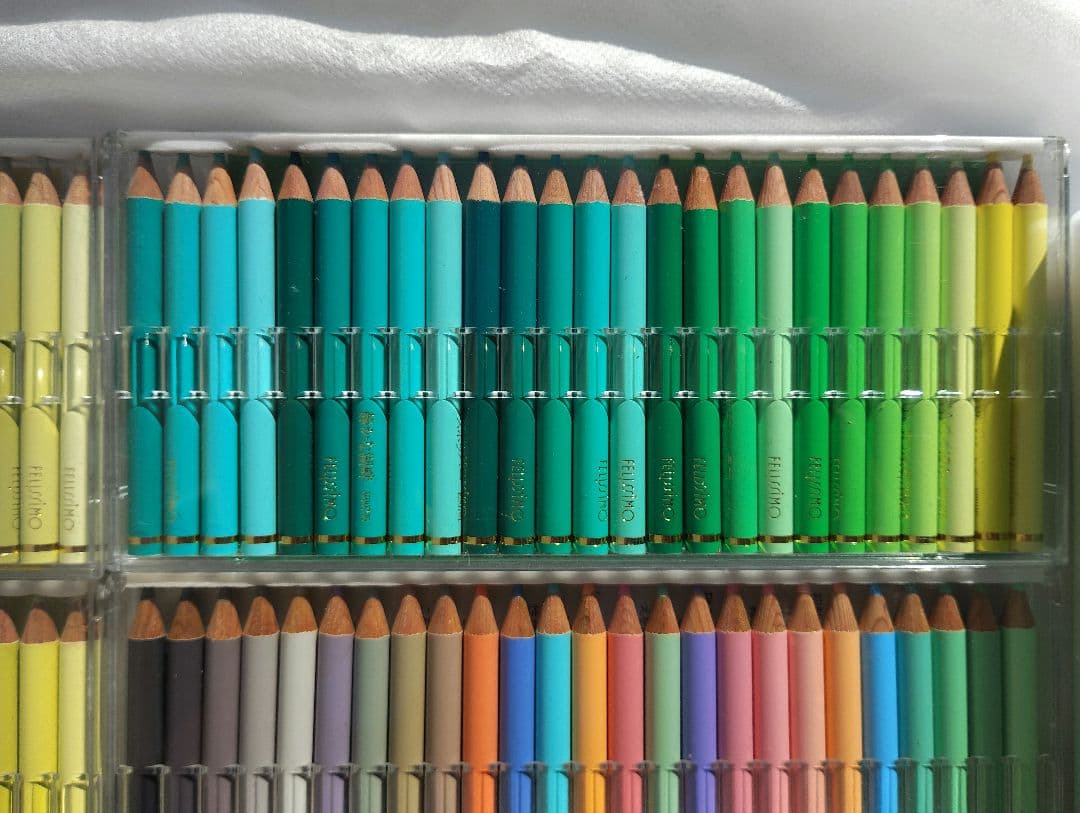 フェリシモ　色鉛筆　375本