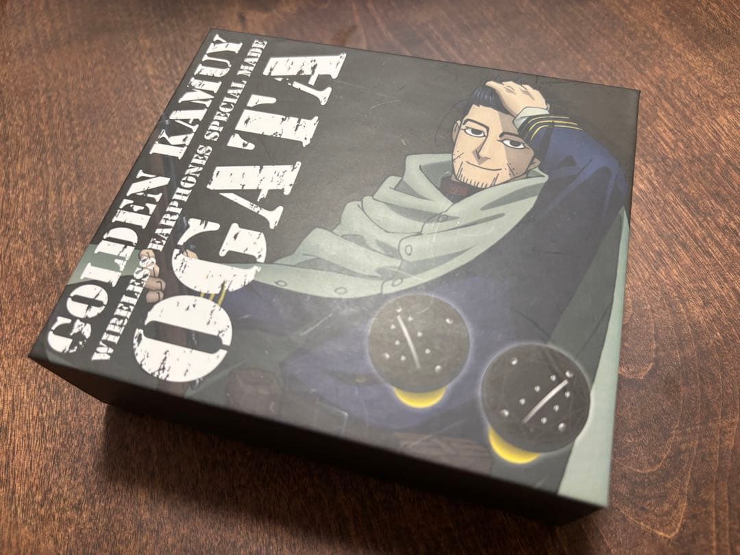 ゴールデンカムイ　ワイヤレスイヤホン　尾形モデル