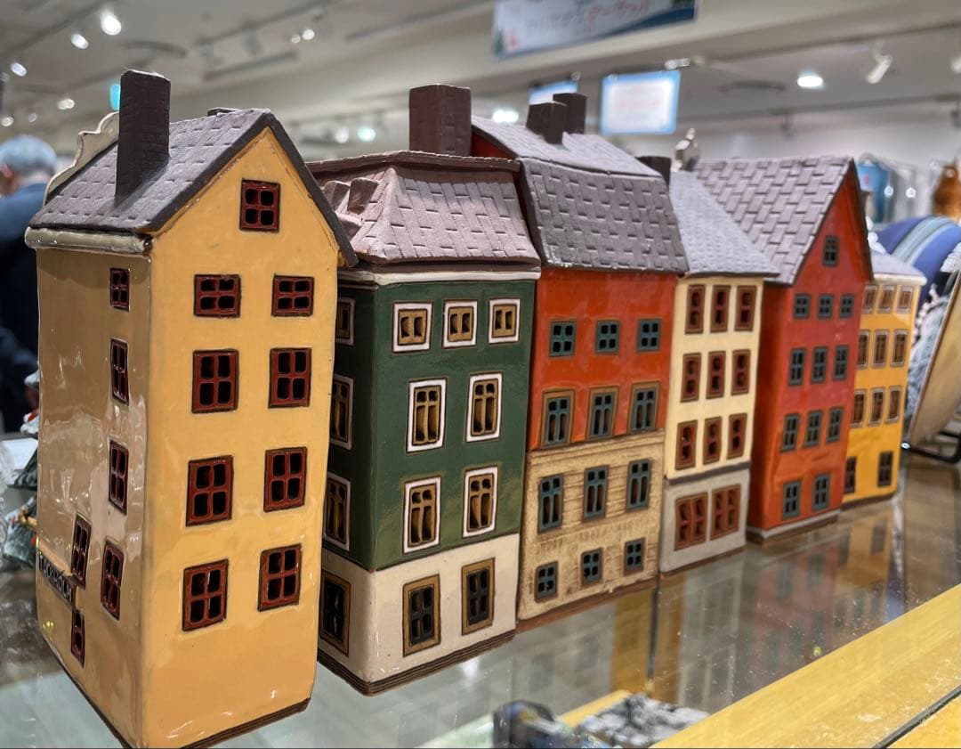 スウェーデン　ストックホルムの街並み置物 陶器製6セット