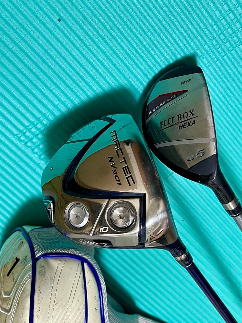 マンシングウェアゴルフバッグ　ゴルフクラブ