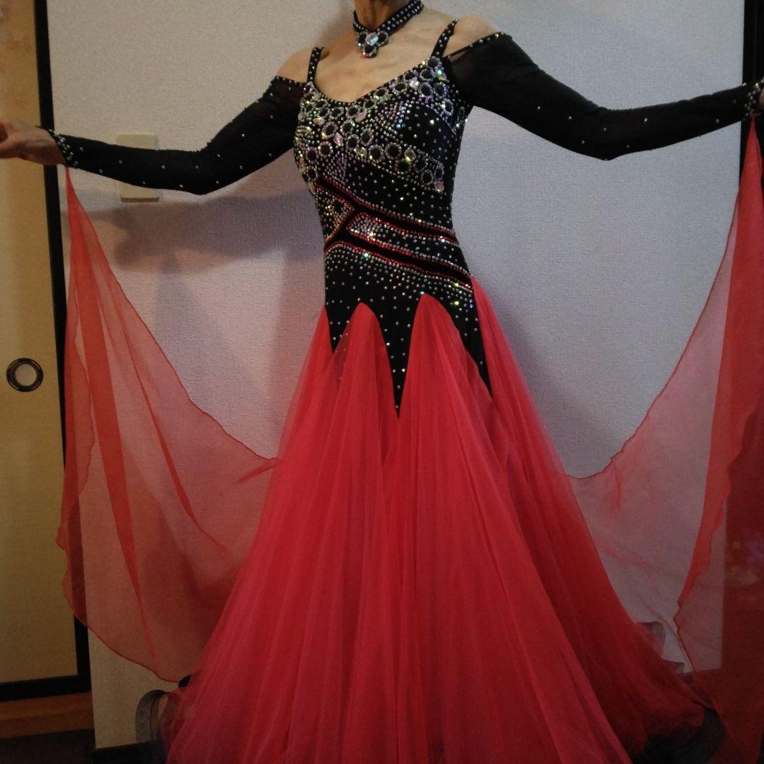 美品　 社交ダンス用オフショルダードレス