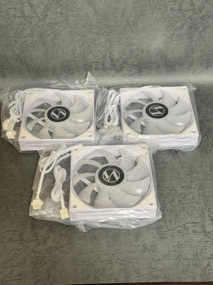 Lian Li GALAHAD AIO 360 ホワイト