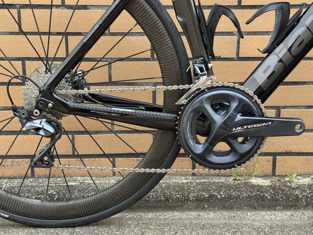 Bianchi Oltre XR4 disc ビアンキ　　オルトレ　ロードバイク