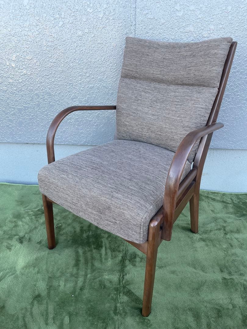 美品　ニトリ Nコレクション C-27M 肘付き　ダイニングチェア